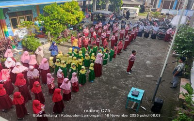 MI Muhammadiyah 05 Gelar Apel Milad Muhammadiyah ke-113